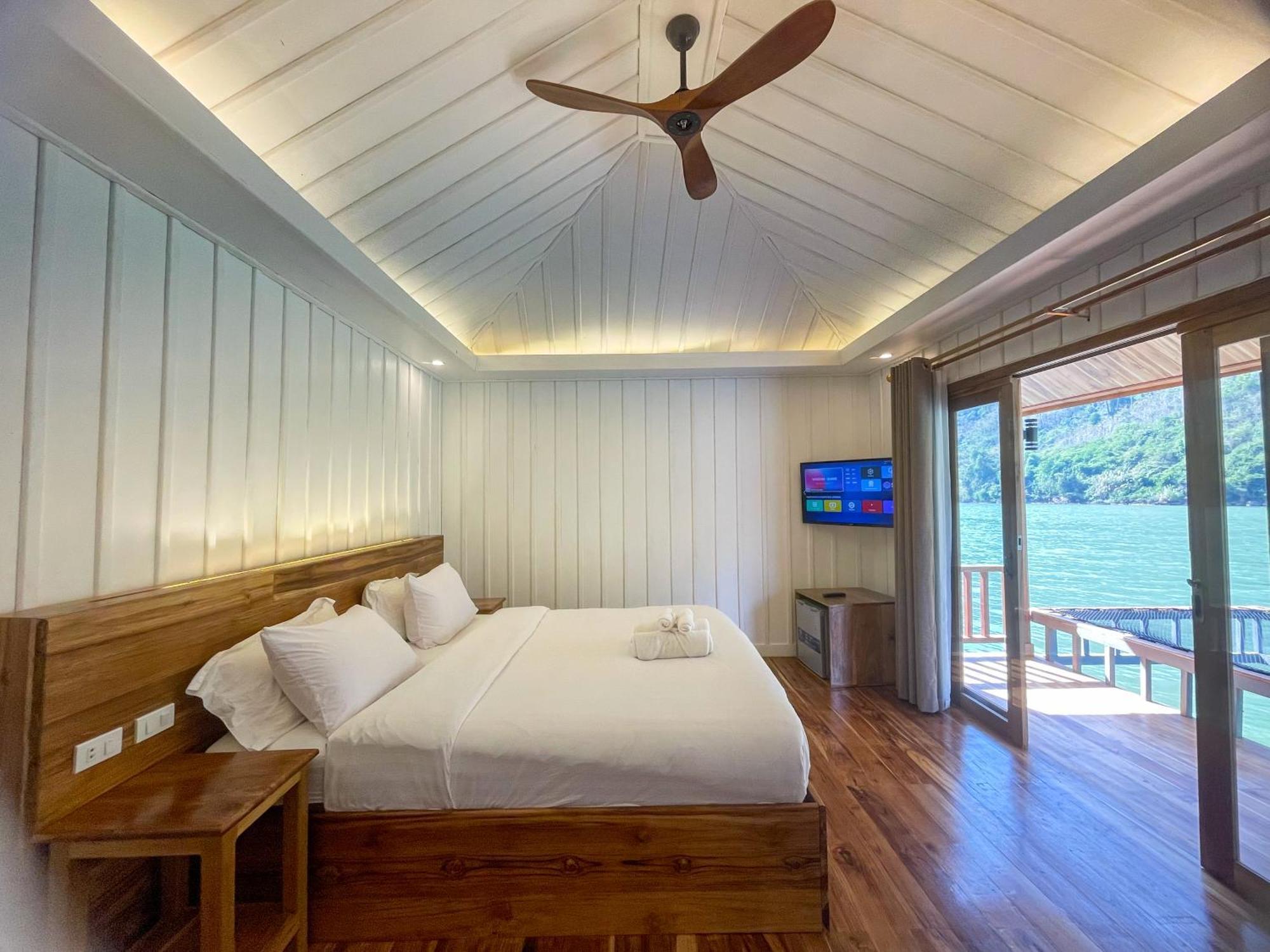 Nongkhiaw The Float House Hotell Eksteriør bilde