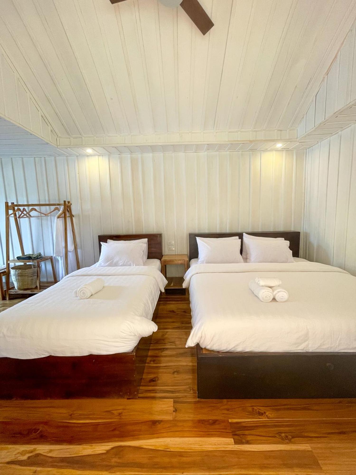 Nongkhiaw The Float House Hotell Eksteriør bilde