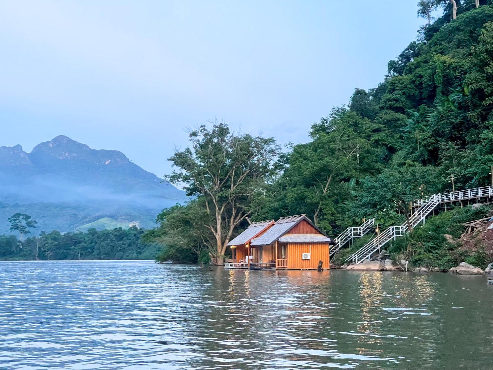Nongkhiaw The Float House Hotell Eksteriør bilde