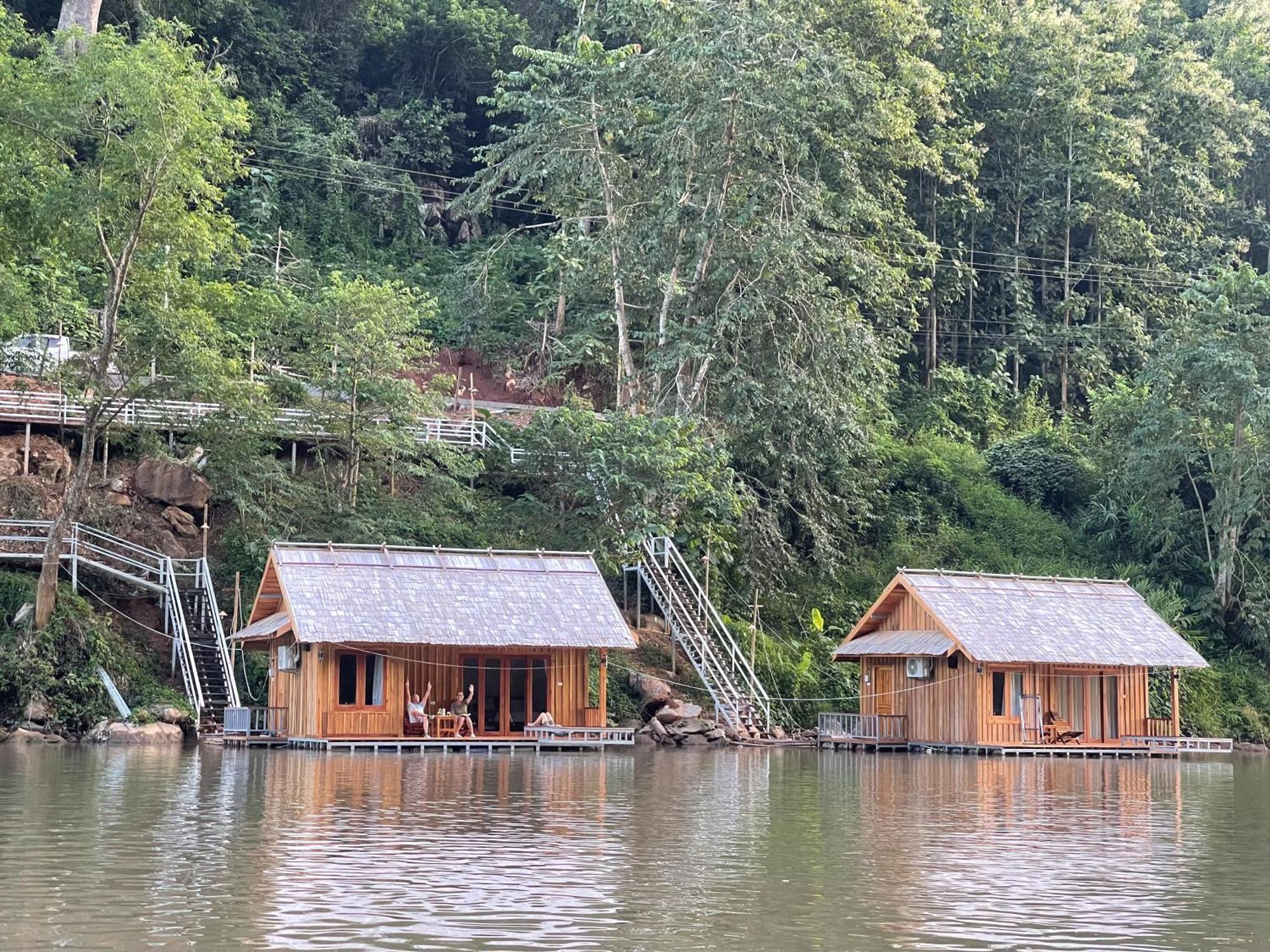 Nongkhiaw The Float House Hotell Eksteriør bilde